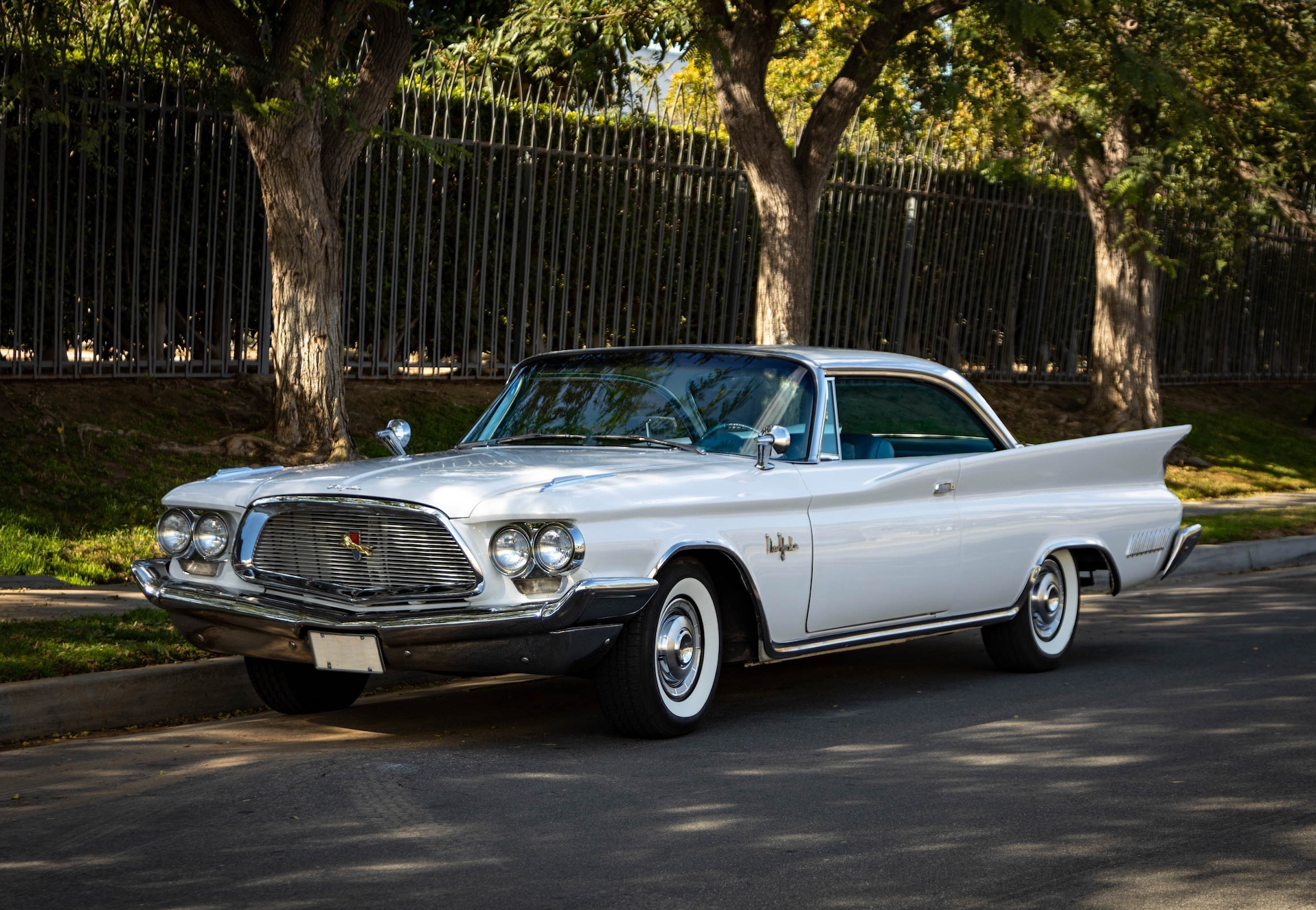 1960-chrysler-new-yorker-hwztn0cd